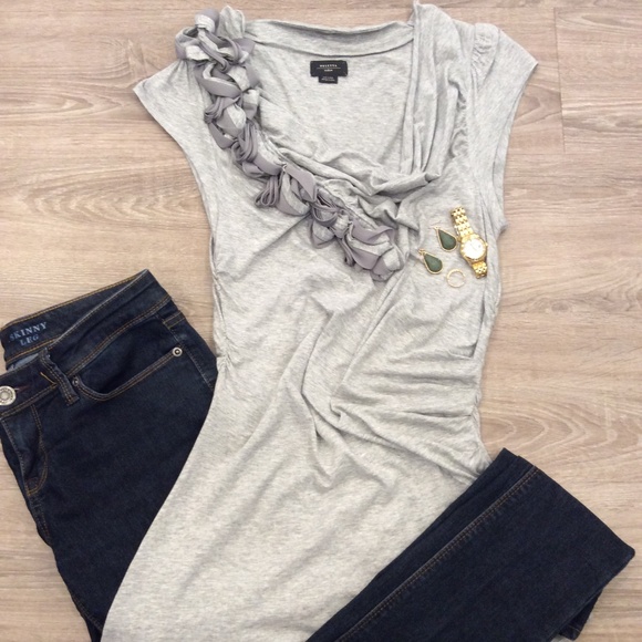 Anthropology designer T - Picture 1 of 3